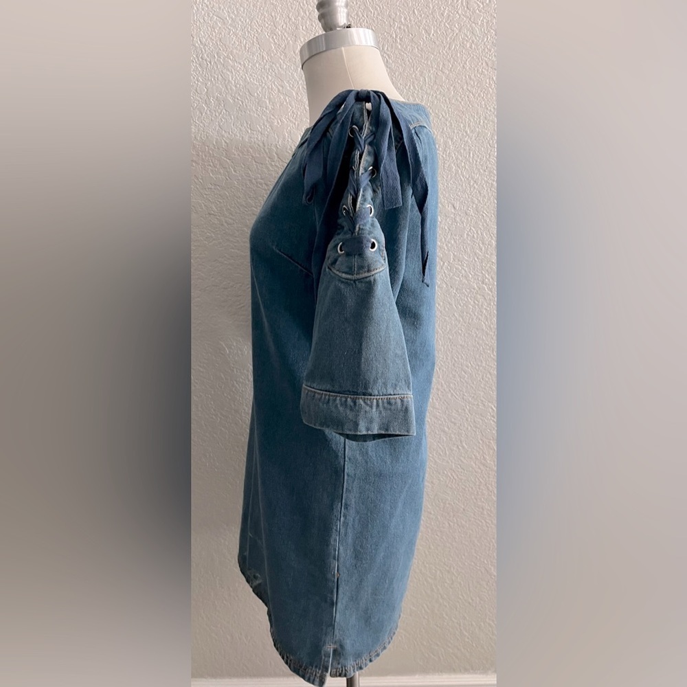 Anthropologie Maeve denim Shift Dress Size XS lace up sleeve w bleach at bottom - Picture 2 of 7
